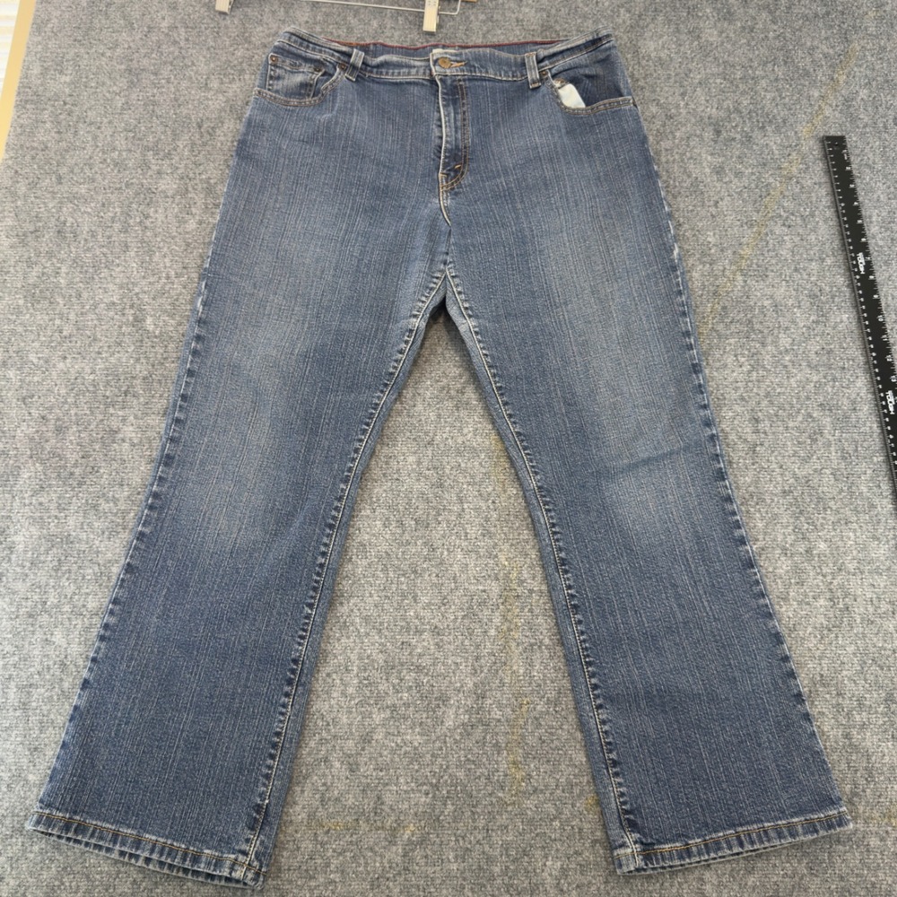 Levi 550 Relaxed Bootcut Jeans Medium Wash Blue Size 14 S
